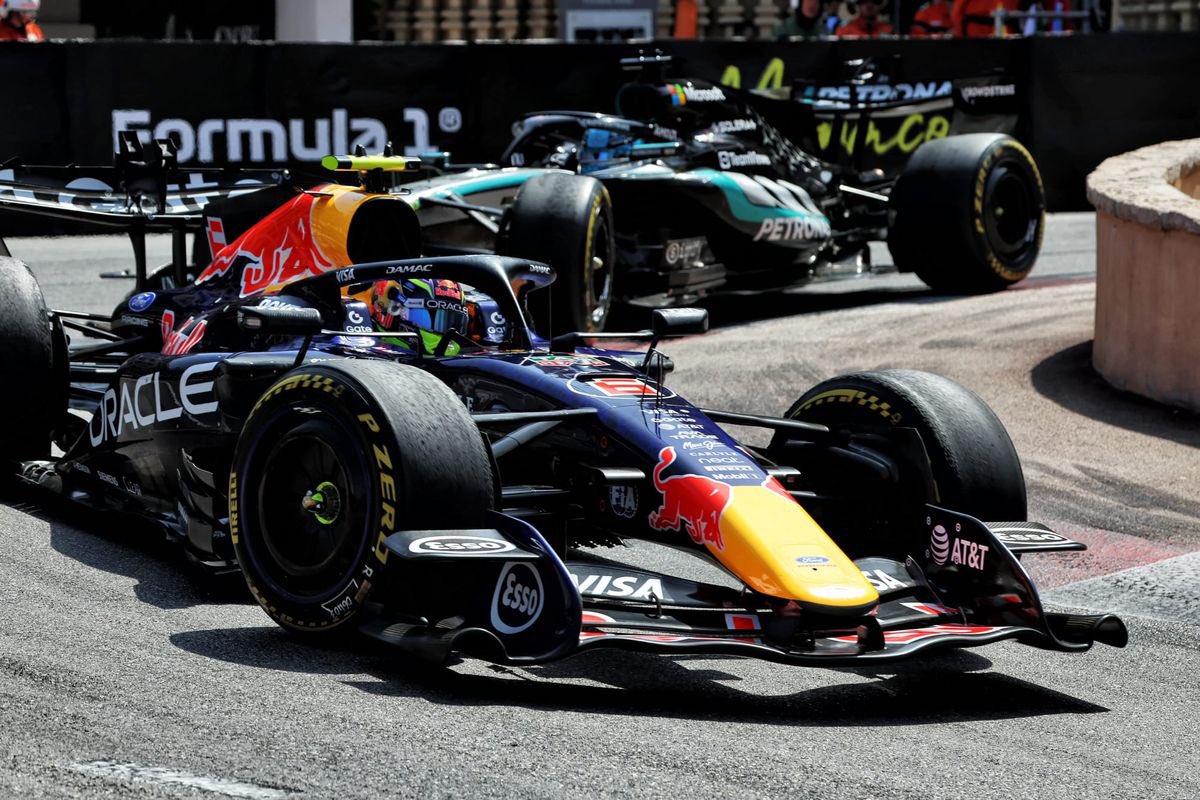 FormulaJokes's tweet photo. F1’S ADUO FIGURES HAVE BEEN REVEALED‼️‼️

We now know what the best engine is, with it obviously being Merce… RED BULL?? 😱

Red Bull have the best engine on the grid, Mercedes falls into the 2-4% deficit group, Ferrari and Audi in 4-6%, and Honda is in the newly introduced 6-8% https://t.co/liWnB1UzM3