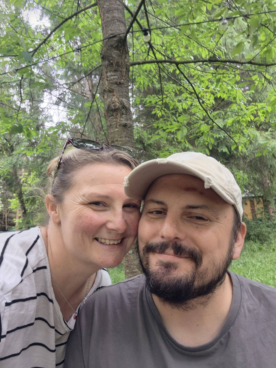 theirishego's tweet photo. Two hours down the park and then two hours traipsing through the woods... the grown-ups are knackered never mind the kids! @julesGBSVB https://t.co/FFbYyQKjGo