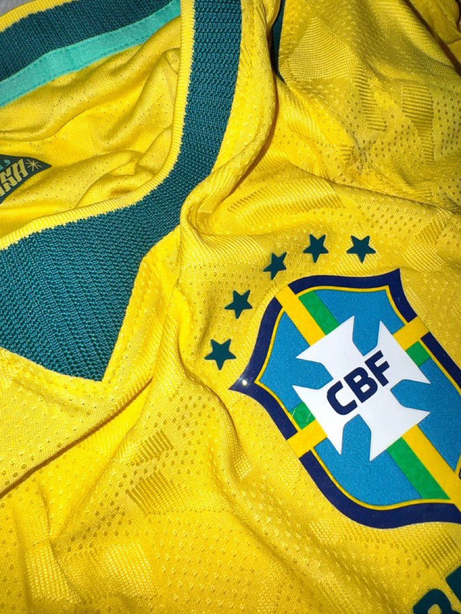 GatunoPromos's tweet photo. COPA CHEGANDO! JA GARANTIU A SUA CAMISA AMARELINHA?

Camisa do Brasil primeira linha com cupom

Qualidade tailandesa na Shopee

Link abaixo👇🏼👇🏼 https://t.co/Kada27ZqFg