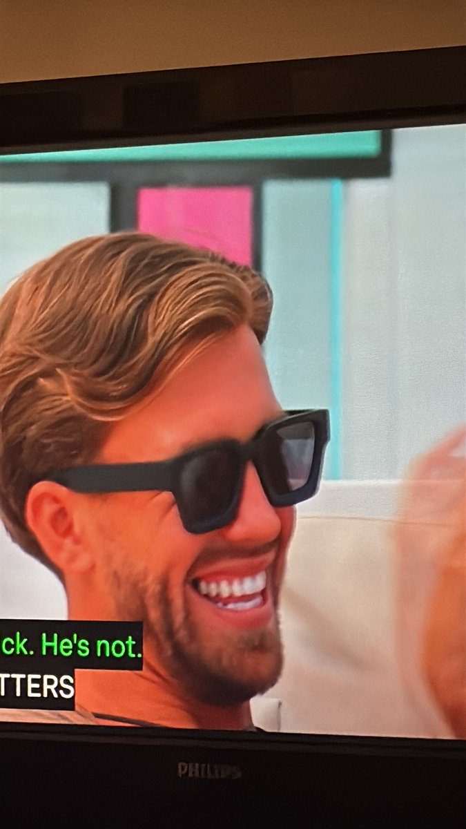 billybobmuo's tweet photo. Why does Aiden look like he’s going to see the Michael movie in 3D x #loveisland https://t.co/gU5KSmerdR