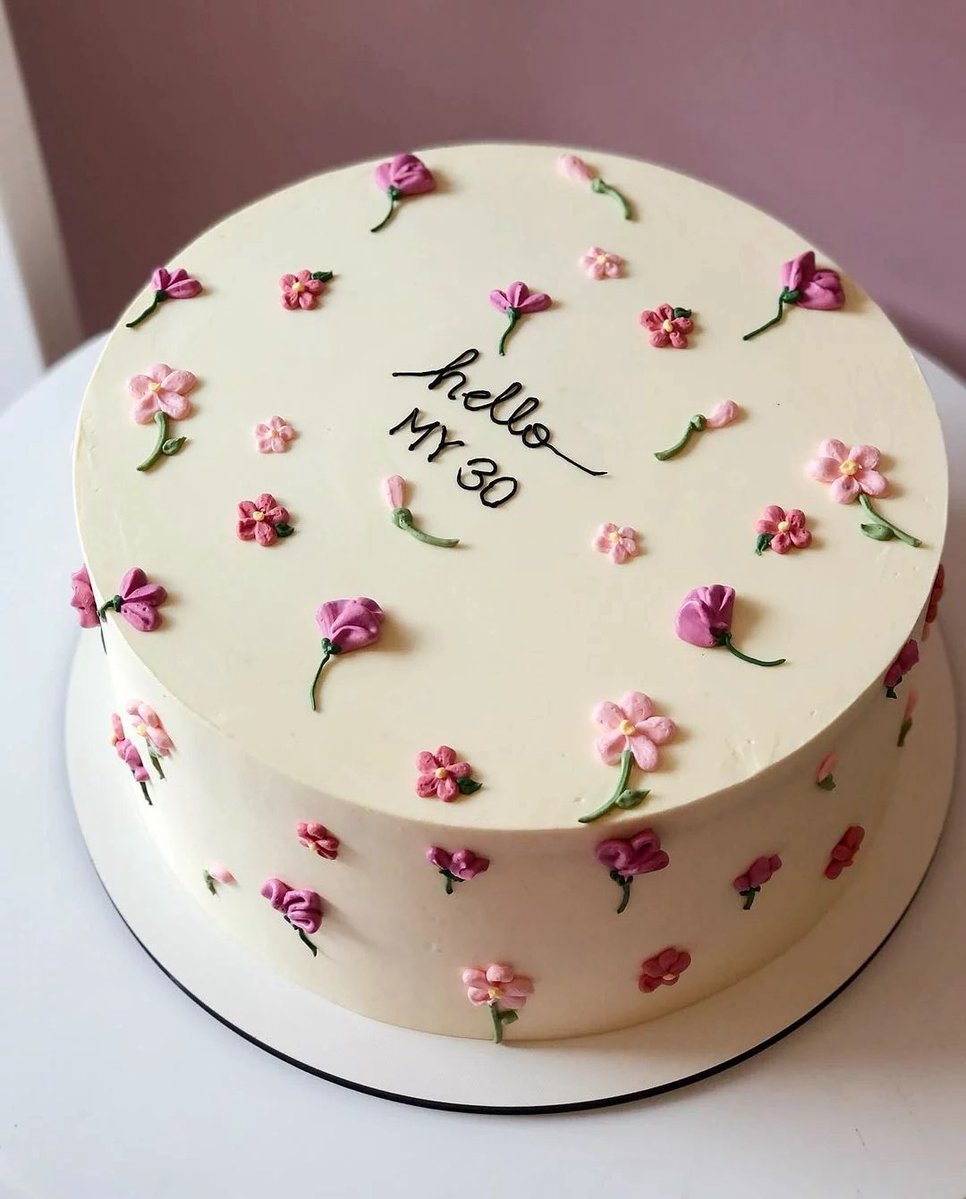 white23rose's tweet photo. how pinterest sees me:
- cake
- drink
- outfit
- thai actor

Не знаю, чи то пінтерест вирішив з мене прикола потягнути, але абсолютно все ➖ 🫩 https://t.co/iILFcJM2gJ