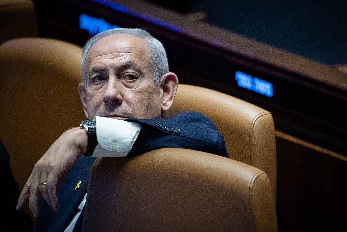 Jokernejad's tweet photo. All of Iran is waiting for your response, BiBi Joon. @netanyahu https://t.co/ZEqIc6yLa9