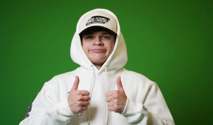 Swish_ed's tweet photo. TWITCH Has Revealed Their TOP 10 STREAMERS of 2026.

1. Jynxzi
2. IShowSpeed
3. CaseOH
4. PlaqueBoyMax
5. StableRonaldo
6. xQc
7. Joe Bartolozzi
8. BruceDropEmOff
9. Jasontheween
10. FlightReacts https://t.co/rlXVAwEqOC