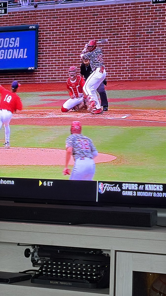 rjeffclark's tweet photo. Only in Alabama would a team wear camo jerseys and white paints…. SMDH https://t.co/c1SUfSST9F