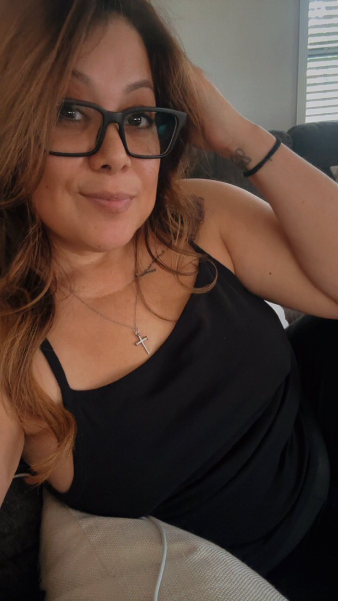 Txjo123's tweet photo. Sunday Vibes 
Nothing forced, good energy and comfy vibes! #satx https://t.co/qllbzgkm1D