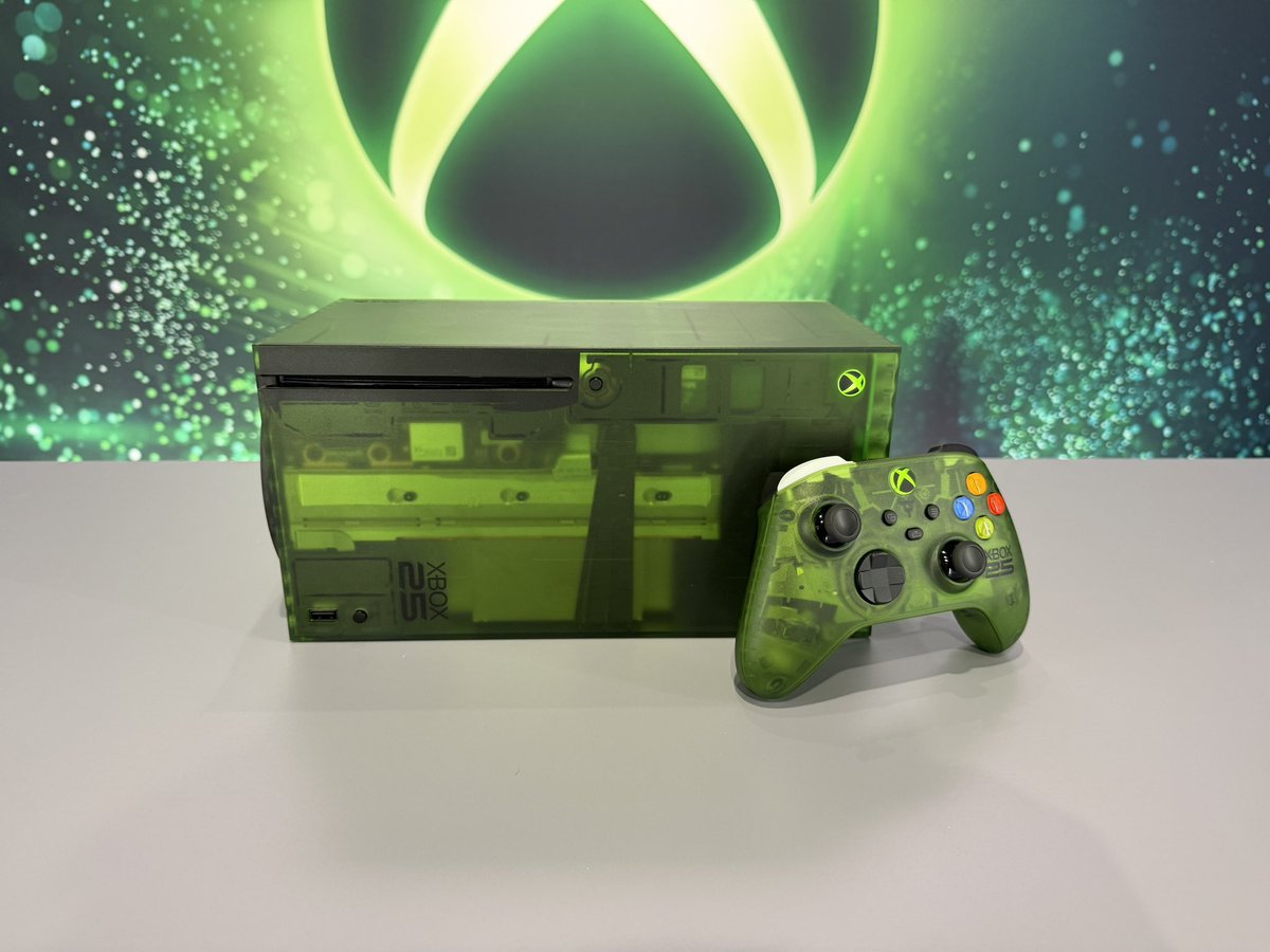 farzam_plays's tweet photo. Xbox Series X25 Horizontal and Vertical images taken by me https://t.co/RJscUzW1JY