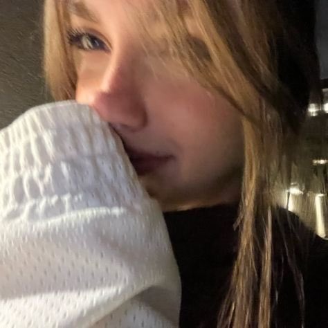 Emma raiin tweet media
