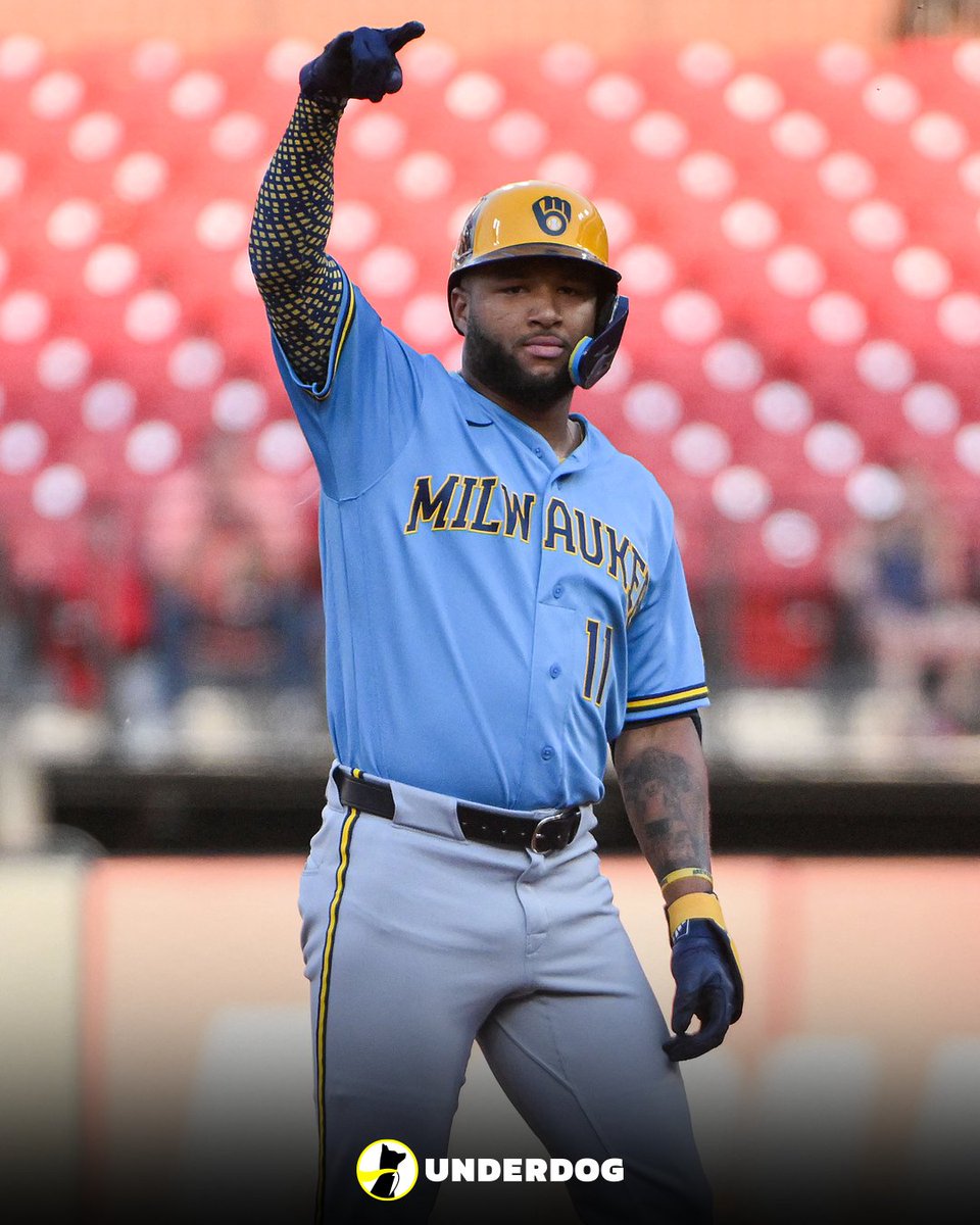 UnderdogMLB's tweet photo. Jackson Chourio told Manager Murphy before the game he'd swing at the first pitch on Sunday and get a hit, via @CyrtHogg.

Chourio has seen 3 pitches:
single
double
double https://t.co/zrXoLy1hJG