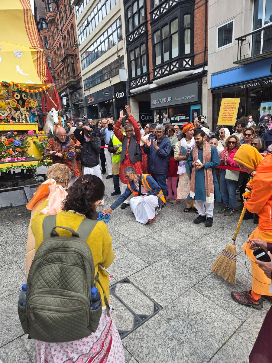 INSIGHTEastMid's tweet photo. Celebrated the magnificent #RathaYatra in #Nottingham on Sunday, 7 June 2026. It was a truly spectacular event!
Chanting, dancing, and rejoicing with family and friends, unforgettable memories filled the atmosphere with joy and devotion. Haribol! 🛕🚩🙏
 #ISKCON  #Jagannath https://t.co/TPxank9Ilg