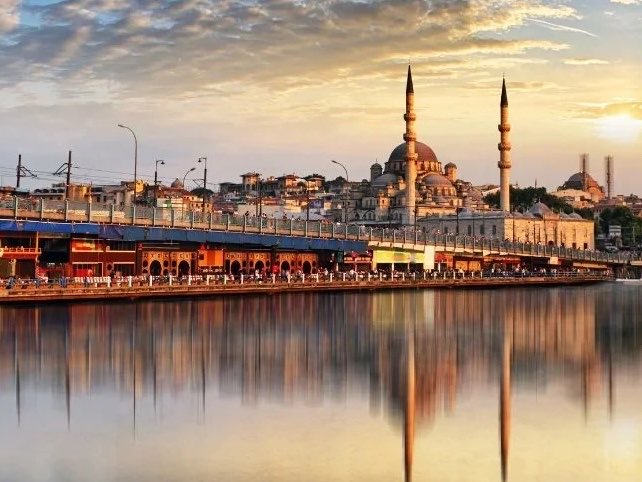 gusholderhaber's tweet photo. İstanbul'da sabaha karşı nem oranı %97'ye kadar çıkacak. https://t.co/A2Ot5Y55dq