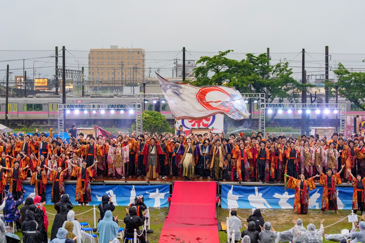 To_Ru5678's tweet photo. 1日遅れですが #犬山踊芸祭 皆さま、大変お疲れさまでした＆ありがとうございました🙇‍♂️

1日目は暑く、2日目は雨でずぶ濡れと、ハードな2日間だったと思います。

それでも、皆さんのこんな素敵な表情を撮りたくて、よさカメをやっています😊

※犬山踊芸祭公式カメラマン SNS掲載許可済み https://t.co/g1nbfVyVXm