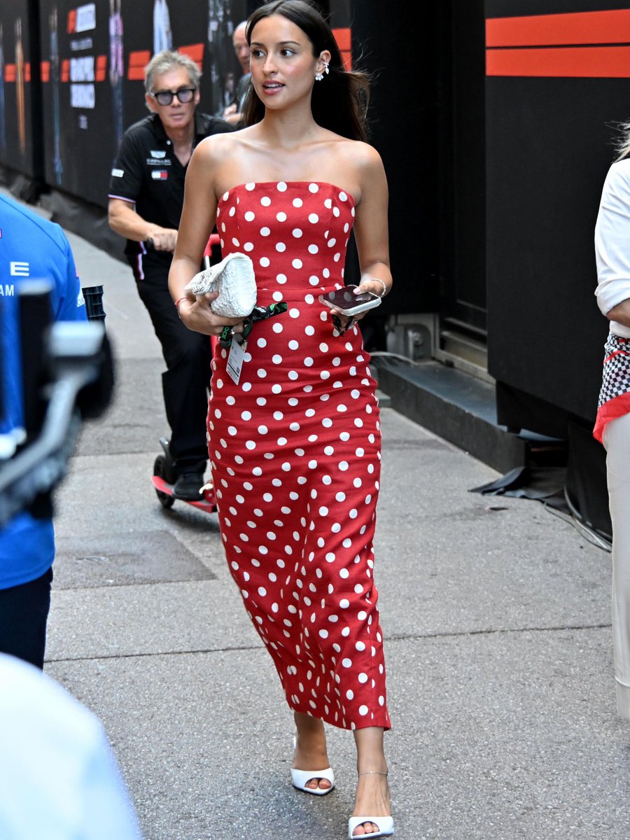 Kim & Khloé Kardashian and Alexandra Leclerc spotted at the Monaco ...