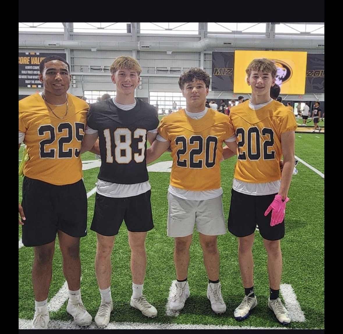 TLambrich's tweet photo. Had a amazing time at @MizzouFootball Camp happy I could go out and get work that 110% made me a better football player #WETSU

@Tyler_NPreps @JPRockMO @HHS_Footballers @6starfootballMO @CoachZackGoodFB @CoachAnderson56 @elitefootball @CoachDNic https://t.co/KwFKLtTiDO