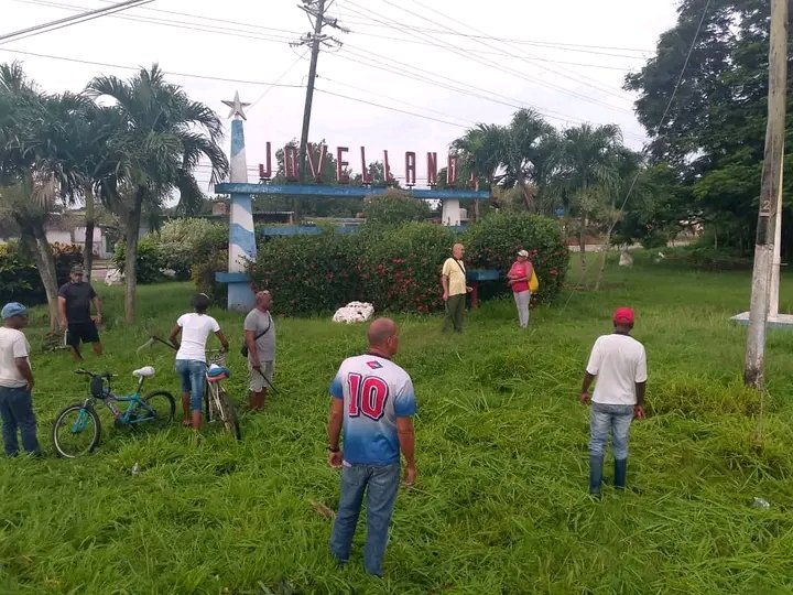 IsabelCard95128's tweet photo. 📢👉Desde #Jovellanos👈📢
Súmate a mi #MiBarrioParticipativo 
 la #RedJuvenilComunitaria te convoca desde  #Matanzas porque #LaPatriaSeDefiende dando lo mejor de Sí en #Unidad por
#MiBarrioPorLaPatria
@AsambleaCuba
@GobiernoCuba @gpppmatanzas 
@CaridadPoey @mariofsabines https://t.co/kzjHLTj7lK