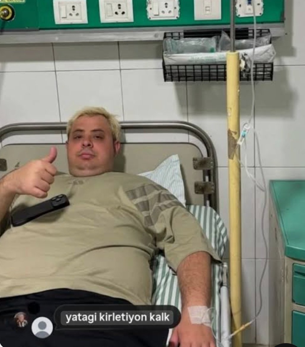 1semaaaa's tweet photo. @seb_i_verda Bir hafta bile fazla.2.günden göze batarız mesela https://t.co/I6Sc49R6Bb