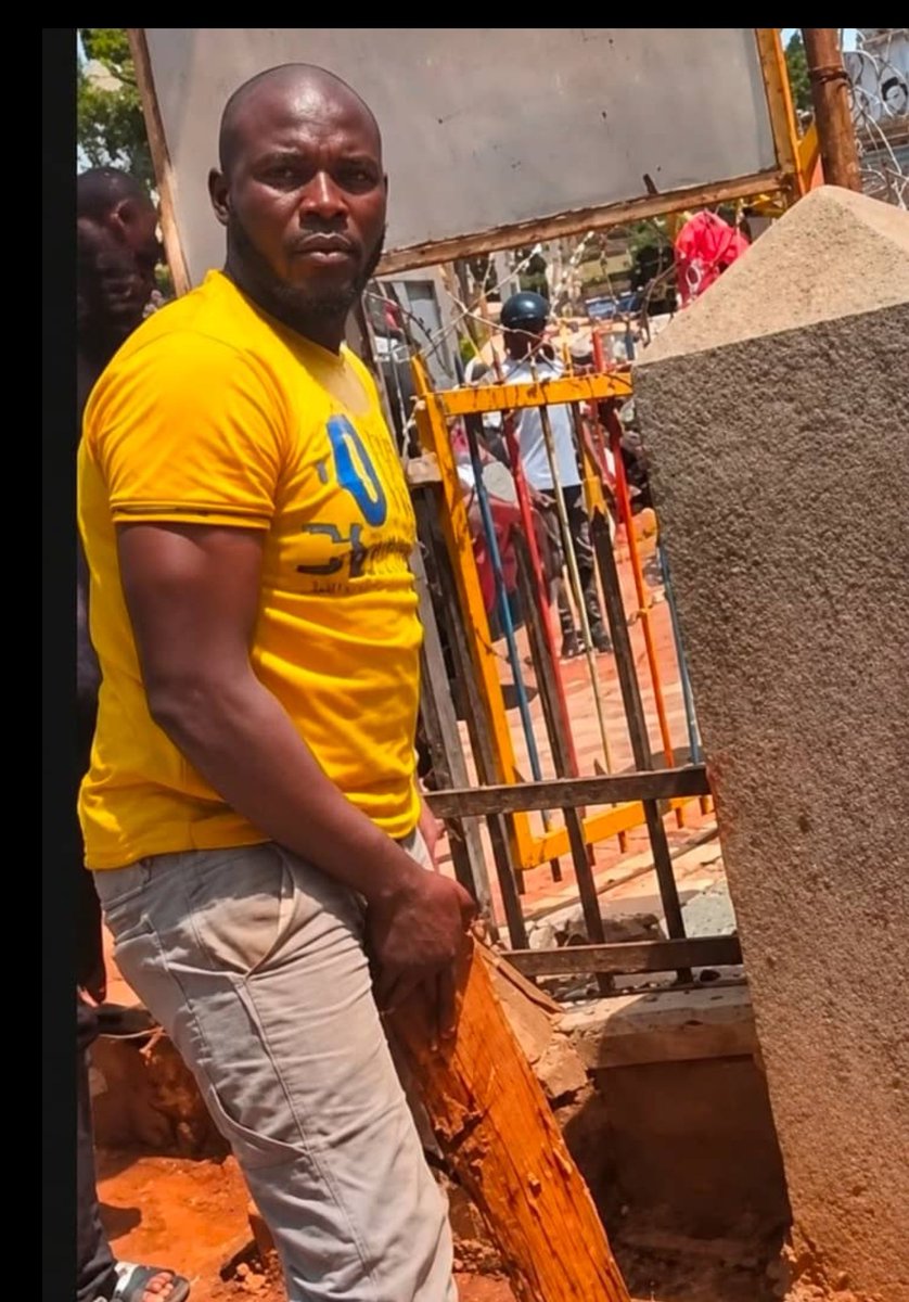 TimothyRainford's tweet photo. Obed a boda boda rider operating near the Temple by Froebel Stage in Ntinda. Kindly share it with the Police Station for further investigation. Justice for Sydney!

#JusticeForSydney https://t.co/vmpnleCXJP