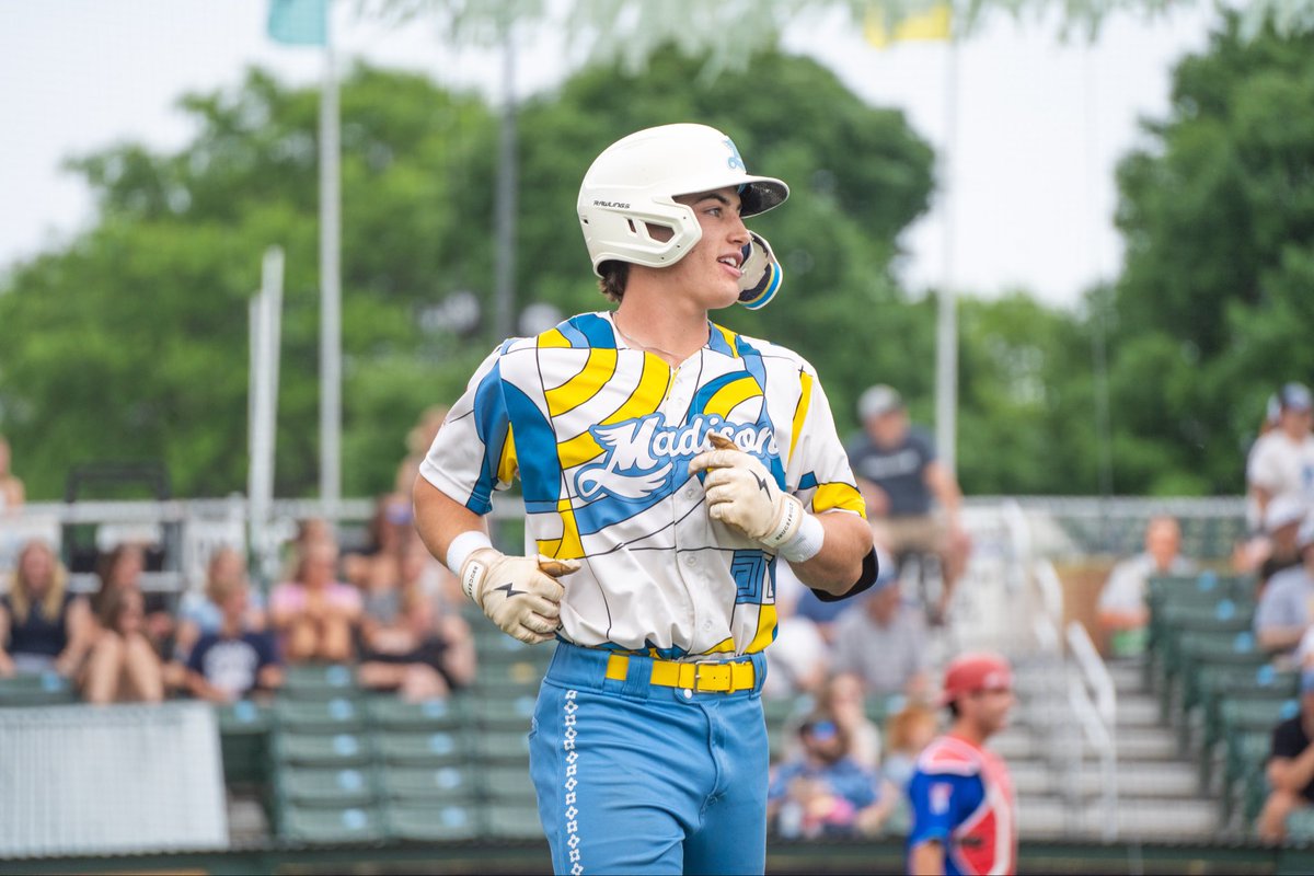 MadisonMallards's tweet photo. Innings 6 and 7 were pure AURA! @Jweathers_8 @Blulewicz20 https://t.co/sxIHhVPl7Z
