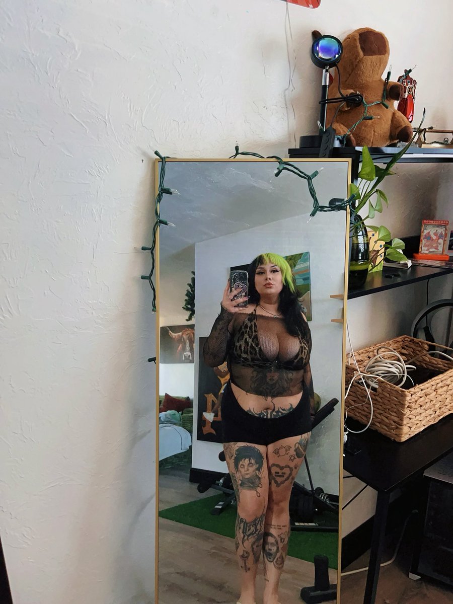 baby_bruja's tweet photo. 🌵 https://t.co/RggRBUP232