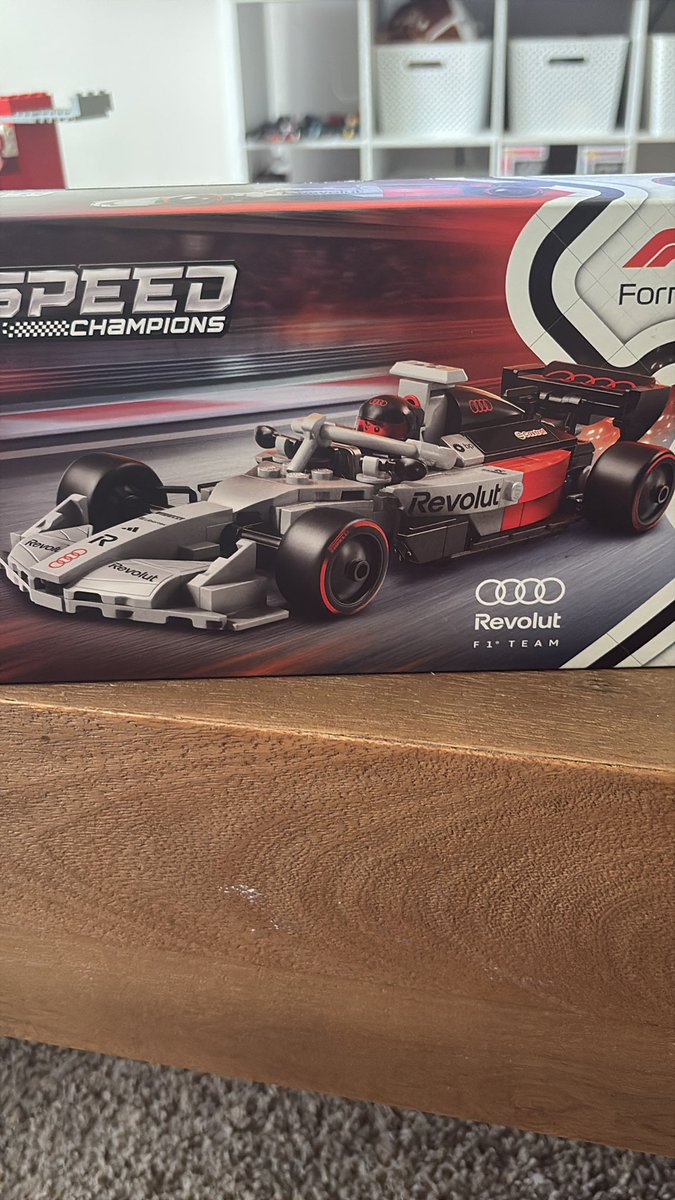 Lexl_13's tweet photo. @LEGO_Group hey , your new F1 car more expensive are very disappointing ….
You think about your customers ?
This is a trap … please correct https://t.co/I2wNPaKoCY