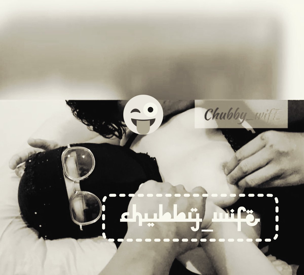 Chubby_wif3's tweet photo. 🧕 : Minta izin Paksu brondong mau netek
🧔 : ya syg.. kasi aja.. bgi2 rejeki
🧒 : Makasih om.. saya gaszz
________sluppzzz___________ ahhzzz____
🧕 : Ahh,, pelan syg,, ganas banget 
🧕 : itu bukan sedotan, itu puting
🧔 : wkwkwkwkkkk🤣🤣🤣
🧒 : maaf um,, abis nya enak..🤤🤤 https://t.co/ndmKRiNdA6