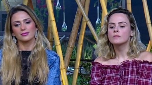 SBTNovelasNews's tweet photo. AGORA! 🚨 A ATRIZ E INFLUENCIADORA NADJA PESSOA QUE JÁ PARTICIPOU DE REALITYS ILHA RECORD E A FAZENDA 10 ONDE ANA PAULA RENAULT JÁ PARTICIPOU E FOI SUA GRANDE RIVAL ESTÁ COTADA PRA ENTRAR NA NOVA TEMPORADA DA A FAZENDA 18 #AFazenda18 https://t.co/LVOkSsjgbF