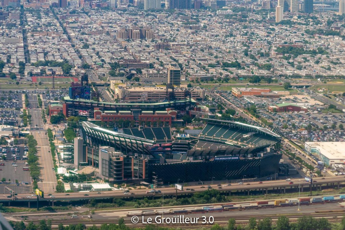 Cotedivoireoff_'s tweet photo. Le stade Lincoln Financial Field de Philadelphie là où les éléphants 🐘 🇨🇮 joueront leur premier et 3ème match de poule 

Vu du ciel by 📸 Le Grouilleur 3.0 https://t.co/mMyneqQe4K