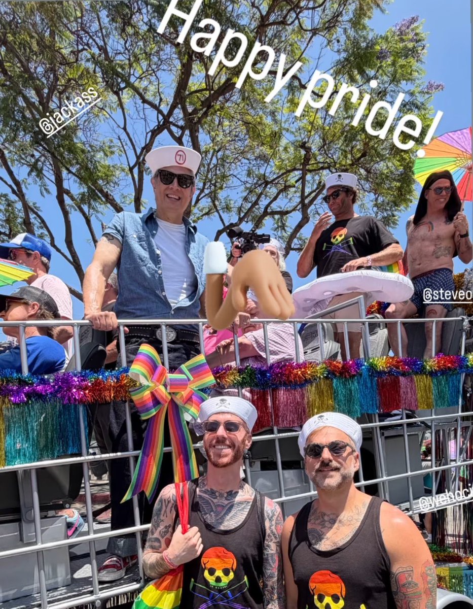 suburbiabona's tweet photo. jackass at pride i said oh im sure https://t.co/yX3DiZfzCo