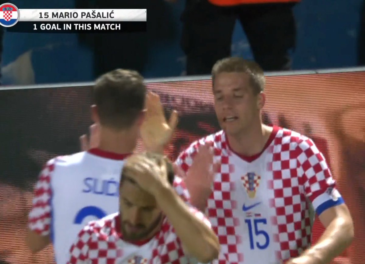 TouchlineX's tweet photo. 2-1 Croatia.

MARIO PASALIC WINS THE GAME FOR CROATIA IN THE LAST MINUTE!!!!!!!!!!!!!! CROATIA WIN THE GAME VS. SLOVENIA!!!!!!!!!!!!! https://t.co/s9v2SepXBX