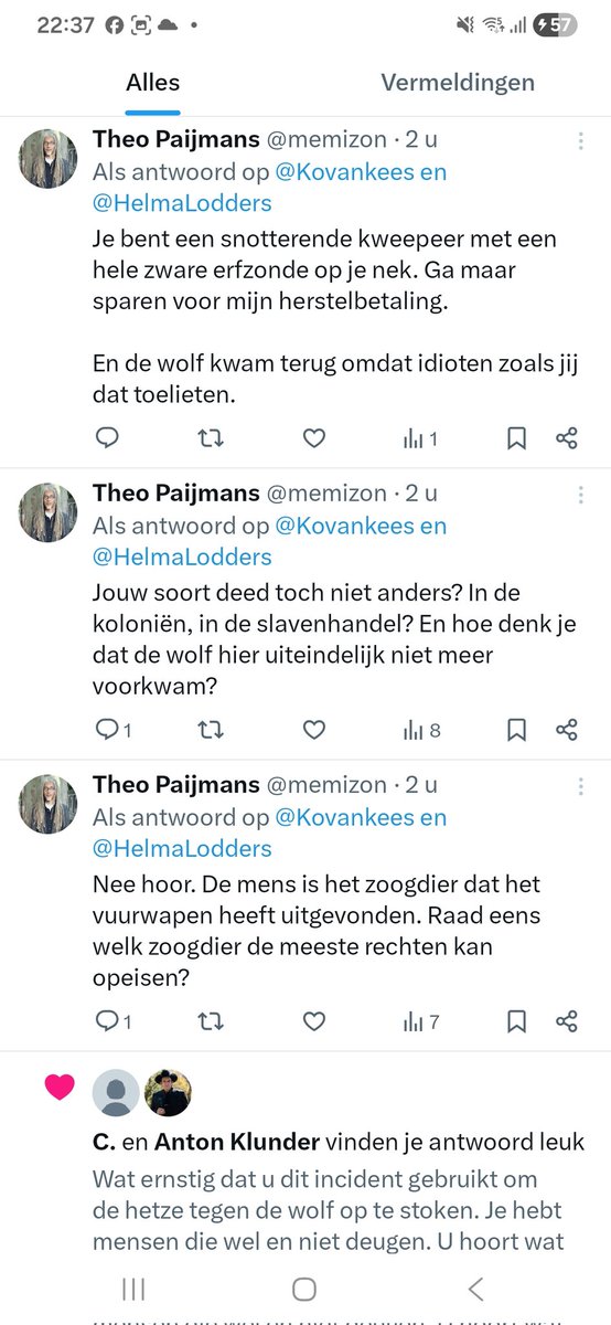 Kovankees's tweet photo. @memizon is een beetje van het padje.
'Jouw soort', oftewel de blanke Nederlanders moeten herstelbetalingen doen.😂
Knettergek die man. https://t.co/FxHvPdDYYZ
