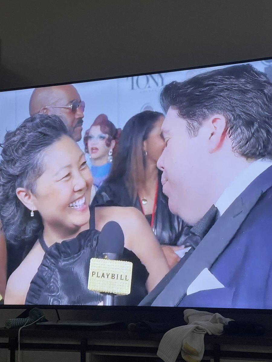 wsonger's tweet photo. Oh @suzietoot live your best life on the Tony’s red carpet for both of us baby 🥰 https://t.co/753CmmkKIu