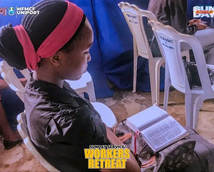 mfmcf_uniport's tweet photo. Let His Word be a lamp to your feet and a bright light to your path this week. π‘π
There is peace, wisdom, and transformation found in every single page.
#BibleStudy #DailyScripture #sundayservice #workersretreat #FaithRefueled https://t.co/9yHrZrvu89