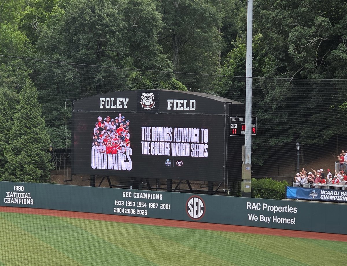harcando's tweet photo. @jeffdantzlertv @djohnstonuga
@BaseballUGA Headed back to the Carolinas with a W! What a game!  The power of the lead off double! @stic2it_ https://t.co/m8gPYhcOBO