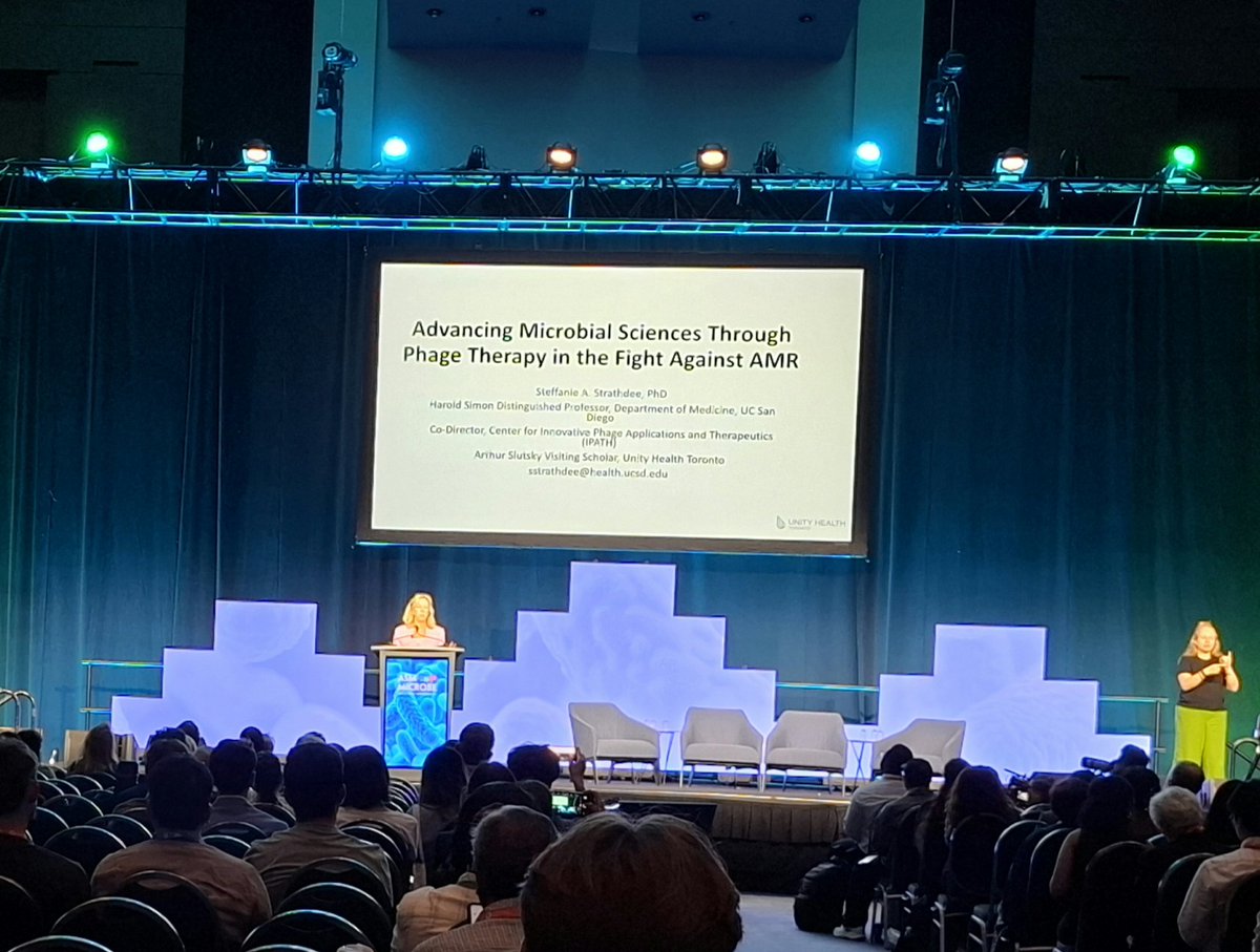 GermJuggler's tweet photo. Final #ASMicrobe keynote by #SteffanieStrathdee and her amazing story about #PhageTherapy @ASMicrobiology https://t.co/Zd1d7MD4OH