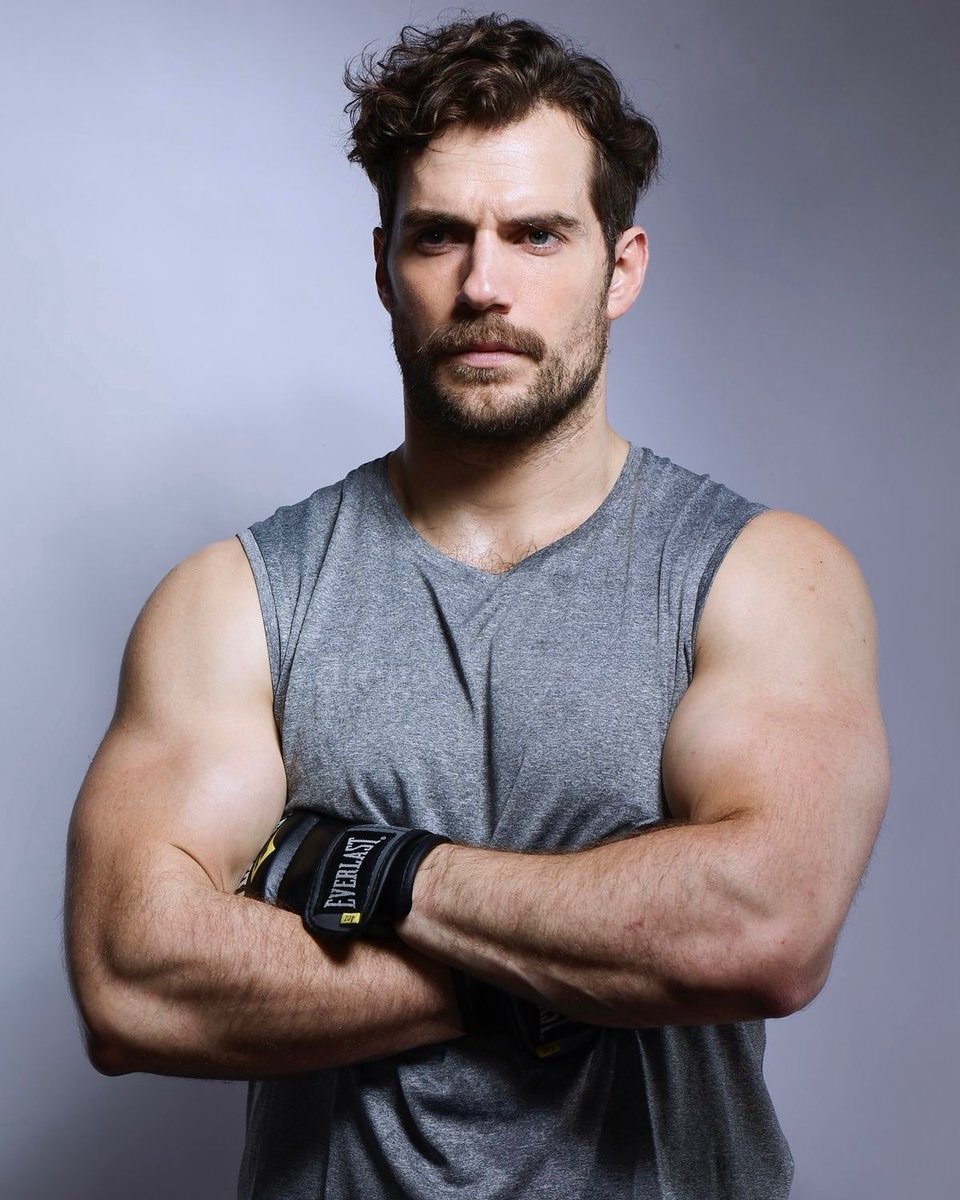 vidadediego's tweet photo. Poniéndome bien fuerte para mi esposo. 💪🏼🩶 https://t.co/sbpttXsxik