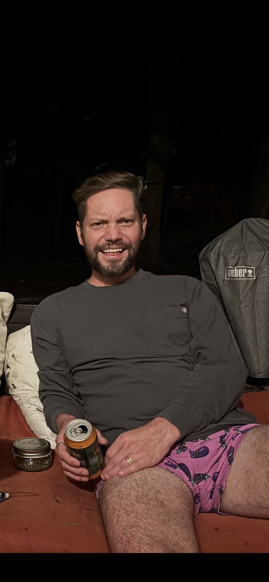billydeaks's tweet photo. these were taken maybe an hour apart https://t.co/ktGtTZkbku