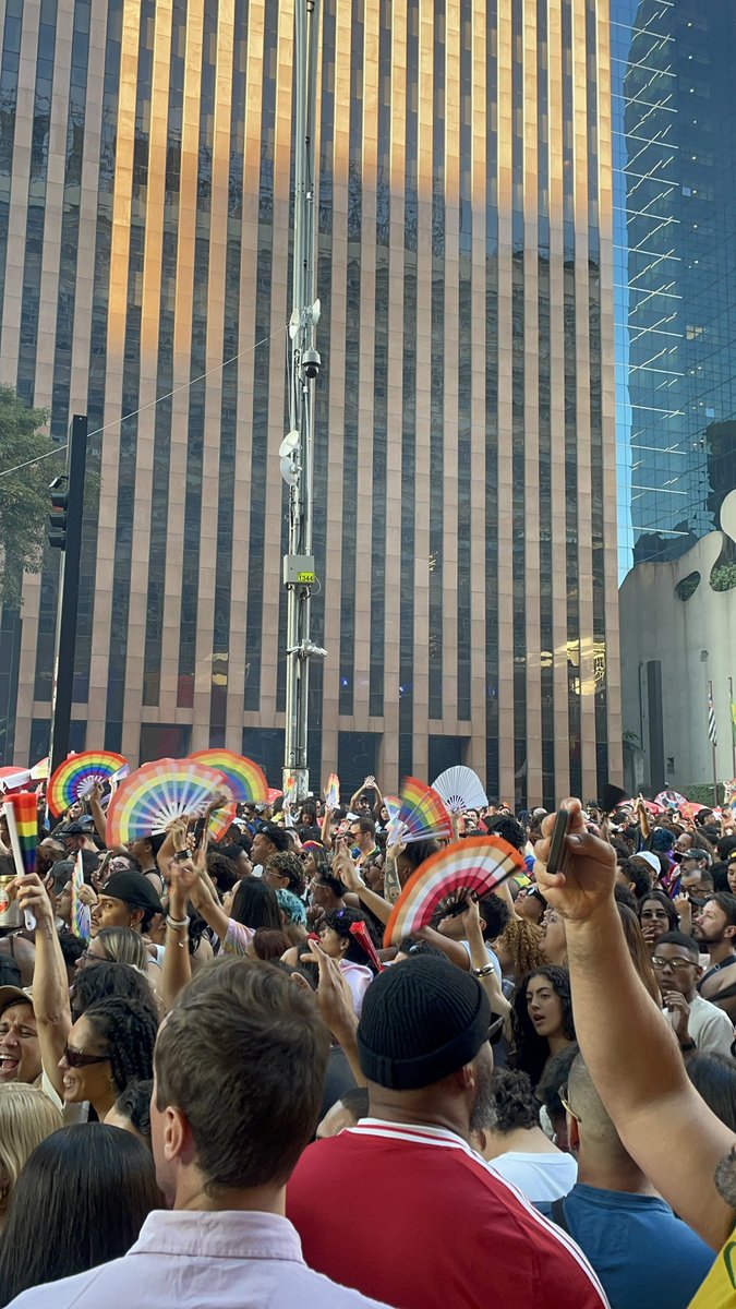 blackstaaar's tweet photo. Love is love 💙💜💖 https://t.co/MrJb9YmVSD