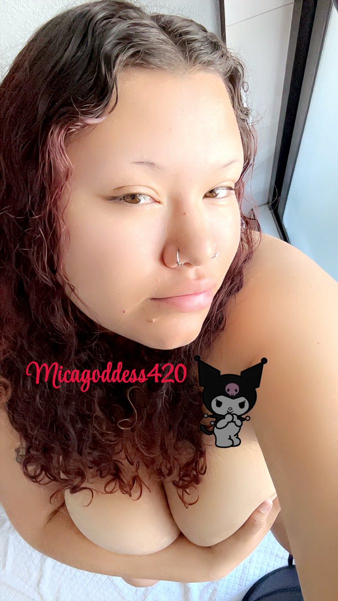 micagoddess420's tweet photo. Send me money losers https://t.co/GfUJz2Q33d
