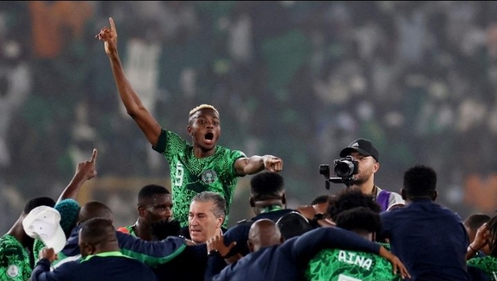 Naija tweet media