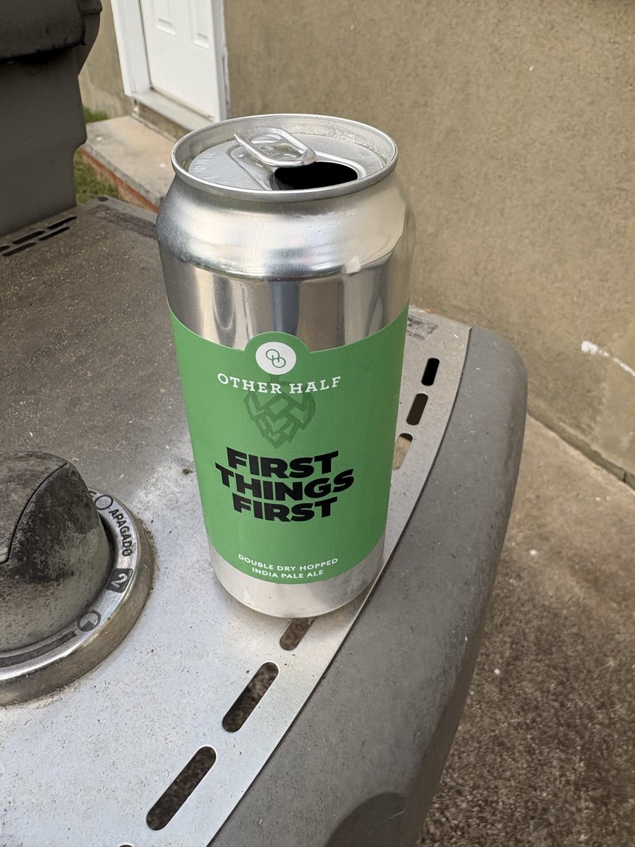 Ant_Sango's tweet photo. @getnickwright @FTFonFS1 @Chris_Broussard Not sure if you guys like beer, but this one from @OtherHalfNYC is pretty damned good! #GoKnicks https://t.co/uhKEOKb5V2
