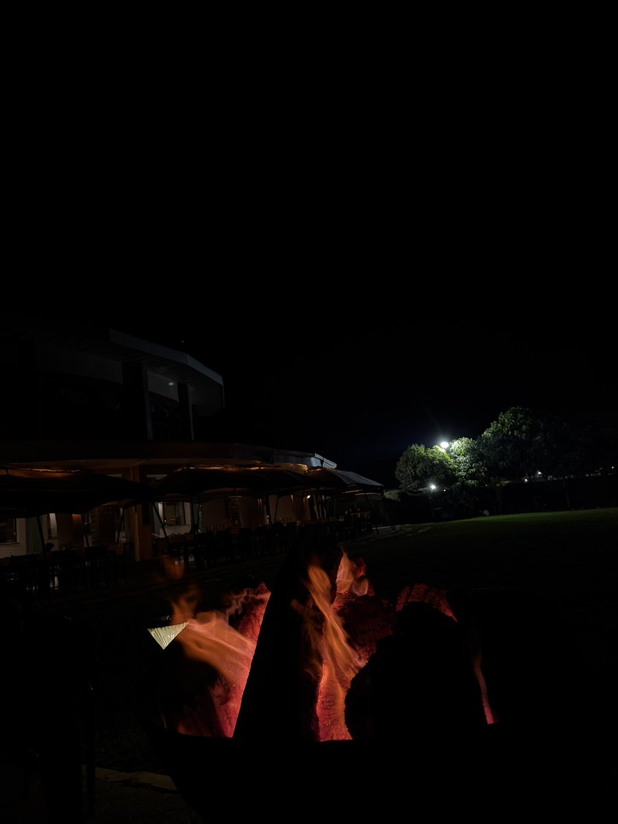 bright_259's tweet photo. Tough weekend now that @kemboi__amos  left me huku Nakuru 😭, so I made a quick getaway to Naivasha for the weekend. https://t.co/IQ2qZDGqbF