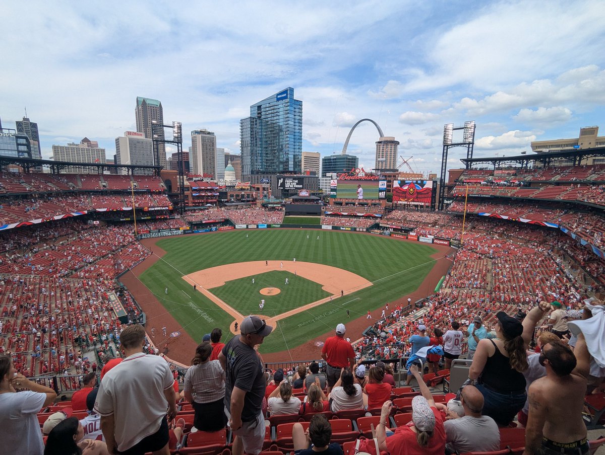 bschaeffer12's tweet photo. Sweeps aren't that hard.

Just play the Reds. https://t.co/CnJ1g5Q3PD