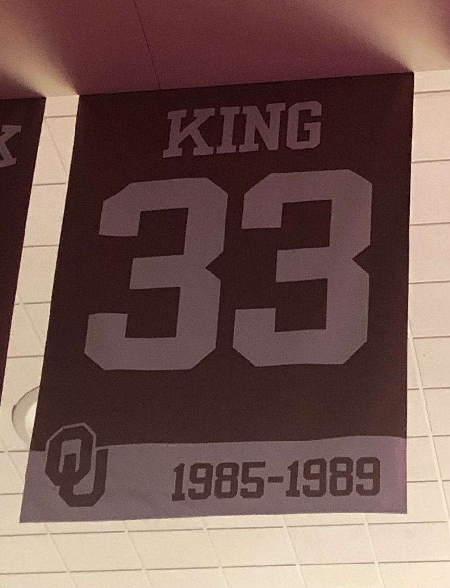 BPrzybylo's tweet photo. Out at #Sooners camp… hits a lil bit differently today - Stacey King 🫡 https://t.co/LhuKBxIT8d