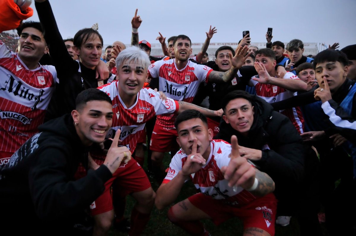 depmoronoficial's tweet photo. Otra vez, les paso la ubicación de la fiesta 😉

📍 Estadio Nuevo Francisco Urbano, Morón, Buenos Aires, Argentina.

#SomosElOeste🐓 https://t.co/hNTpJARNY2