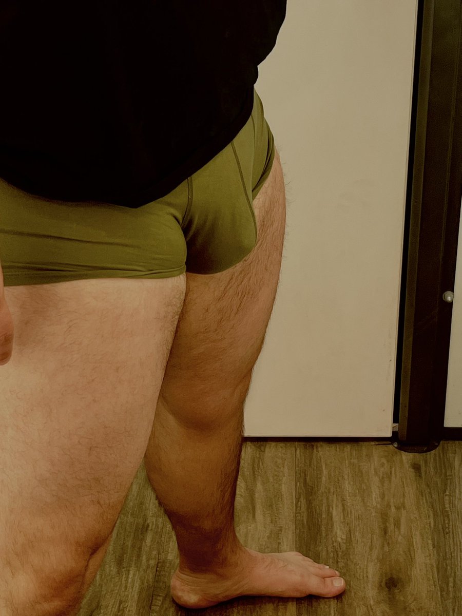thtchubbycubby's tweet photo. Join Daddy in the dressing room? https://t.co/gG7LdQJq76