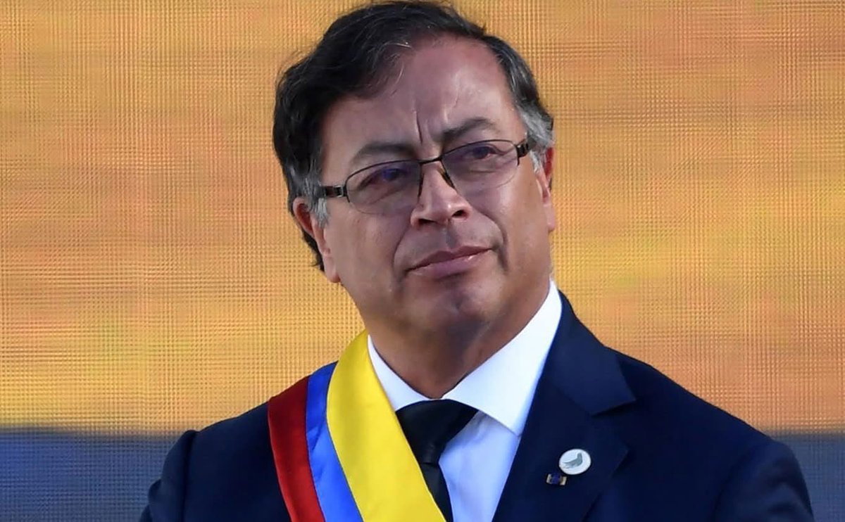 BRICSinfo's tweet photo. JUST IN: 🇨🇴 Colombian President Gustavo Petro says "Heil Hitler" in an X post. https://t.co/ROPYW9ggsQ