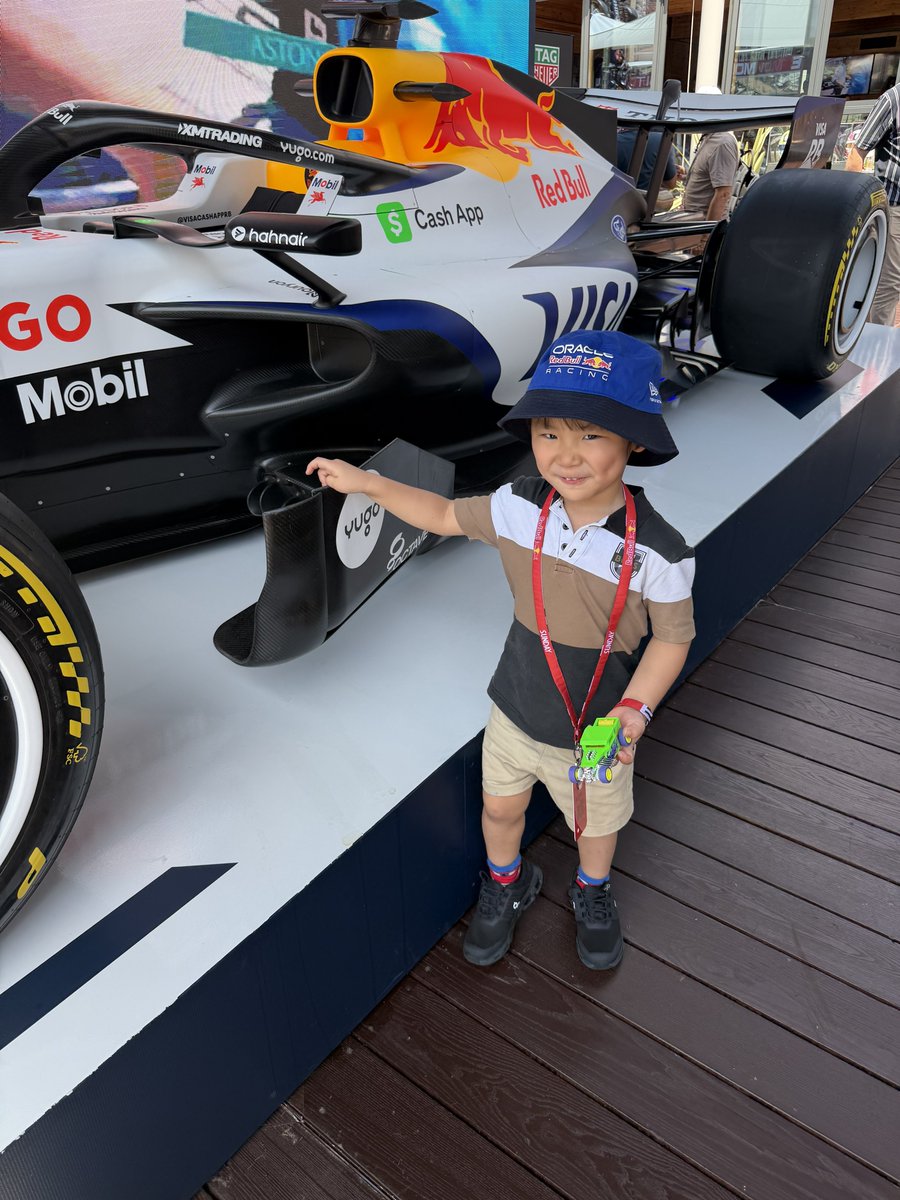 TakamotoKatsuta's tweet photo. MONACO GP 2026🇲🇨✅

①Toki with F1
②Lunch with Toki’s idol 
③Discussed with Kimi about Karting for sons
④Sleeping baby👶🏻 https://t.co/M6hhA1jaa2