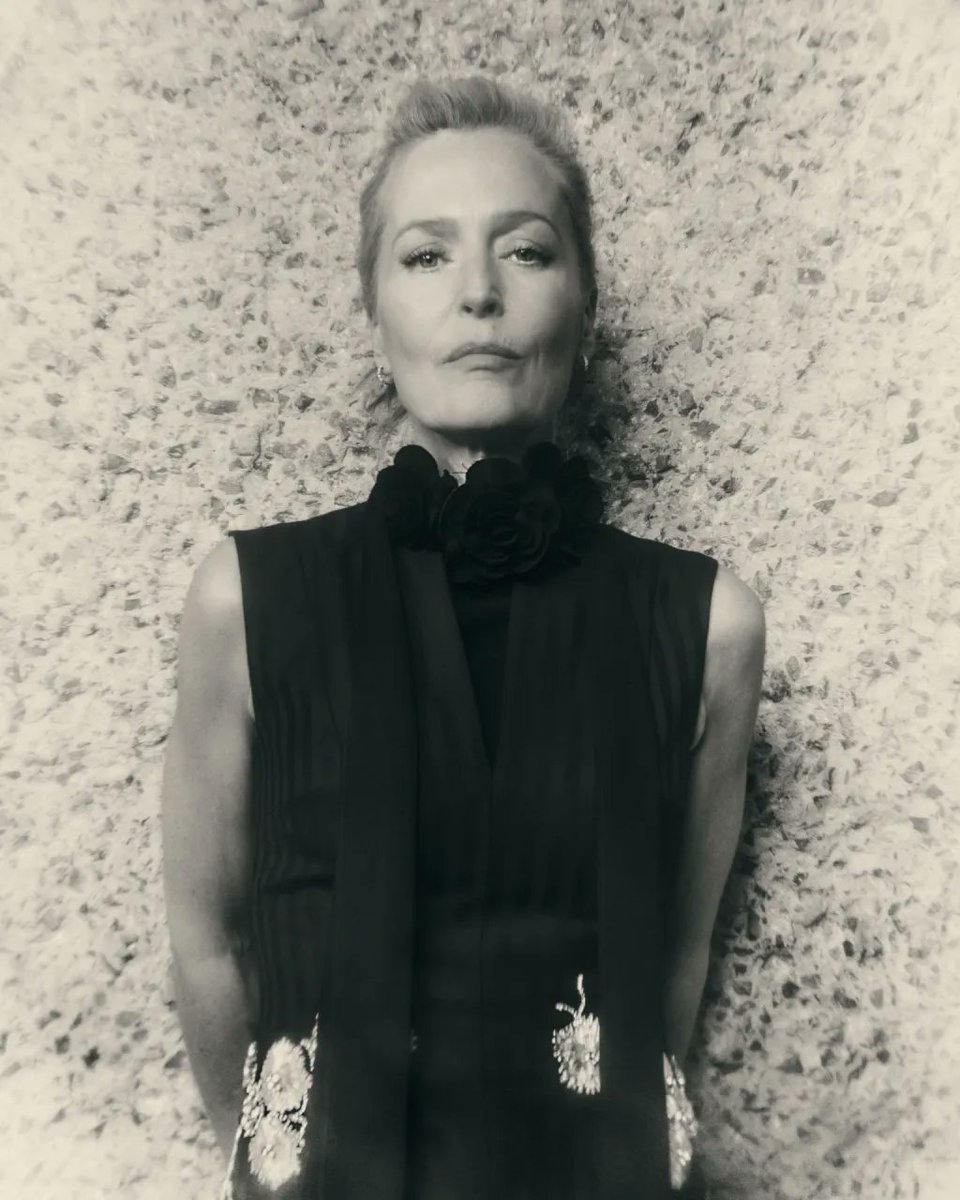 Dani_Auso's tweet photo. Gillian Anderson by Dima Hohlov for The Hollywood Reporter https://t.co/df1GBwrGxz