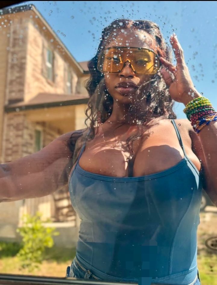 Berhane71's tweet photo. 🥵💦 https://t.co/WkaZTP553y