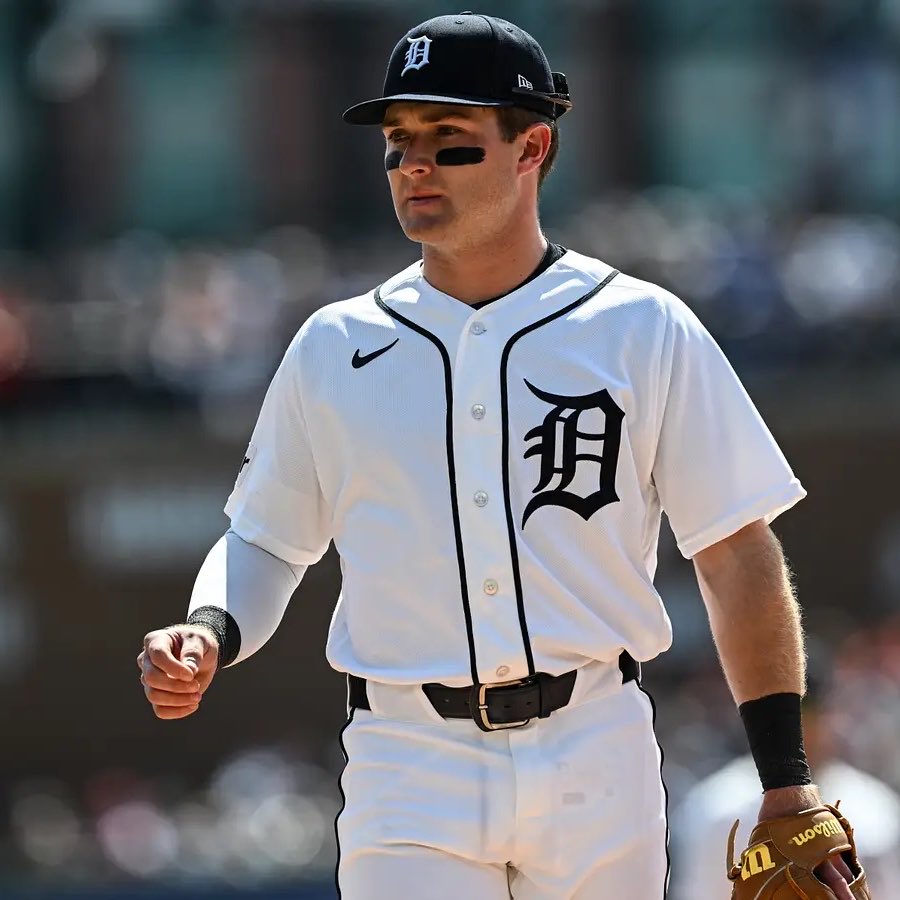 the_det_times's tweet photo. AMERICAN LEAGUE ROOKIE OF THE YEAR. https://t.co/TzIYYoLoaB