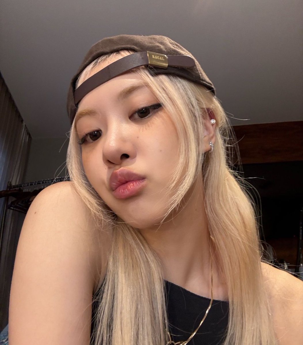 down4rosie's tweet photo. https://t.co/RuQAA0OVdQ